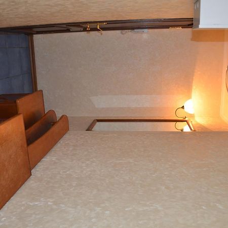 Apartment On Ingenernaya 17 Николайев Екстериор снимка
